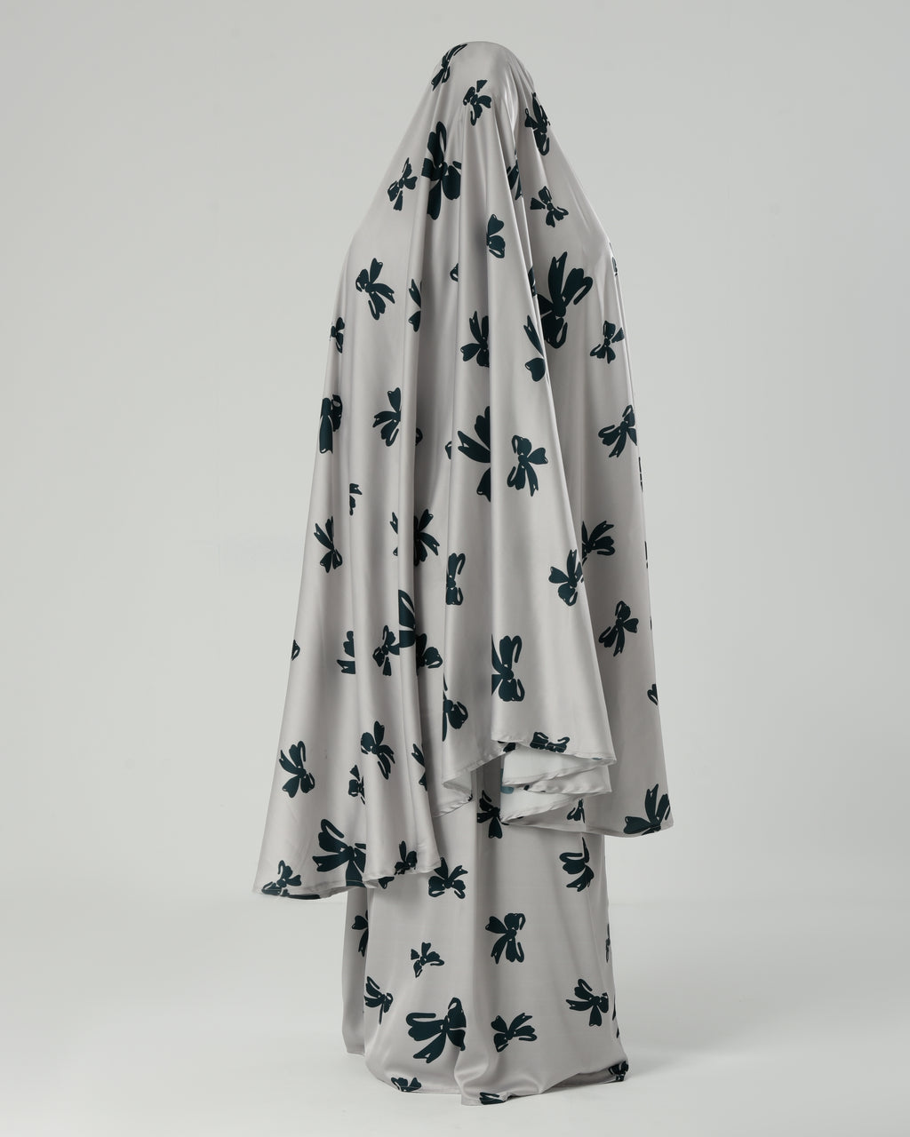 Francesca (light grey)